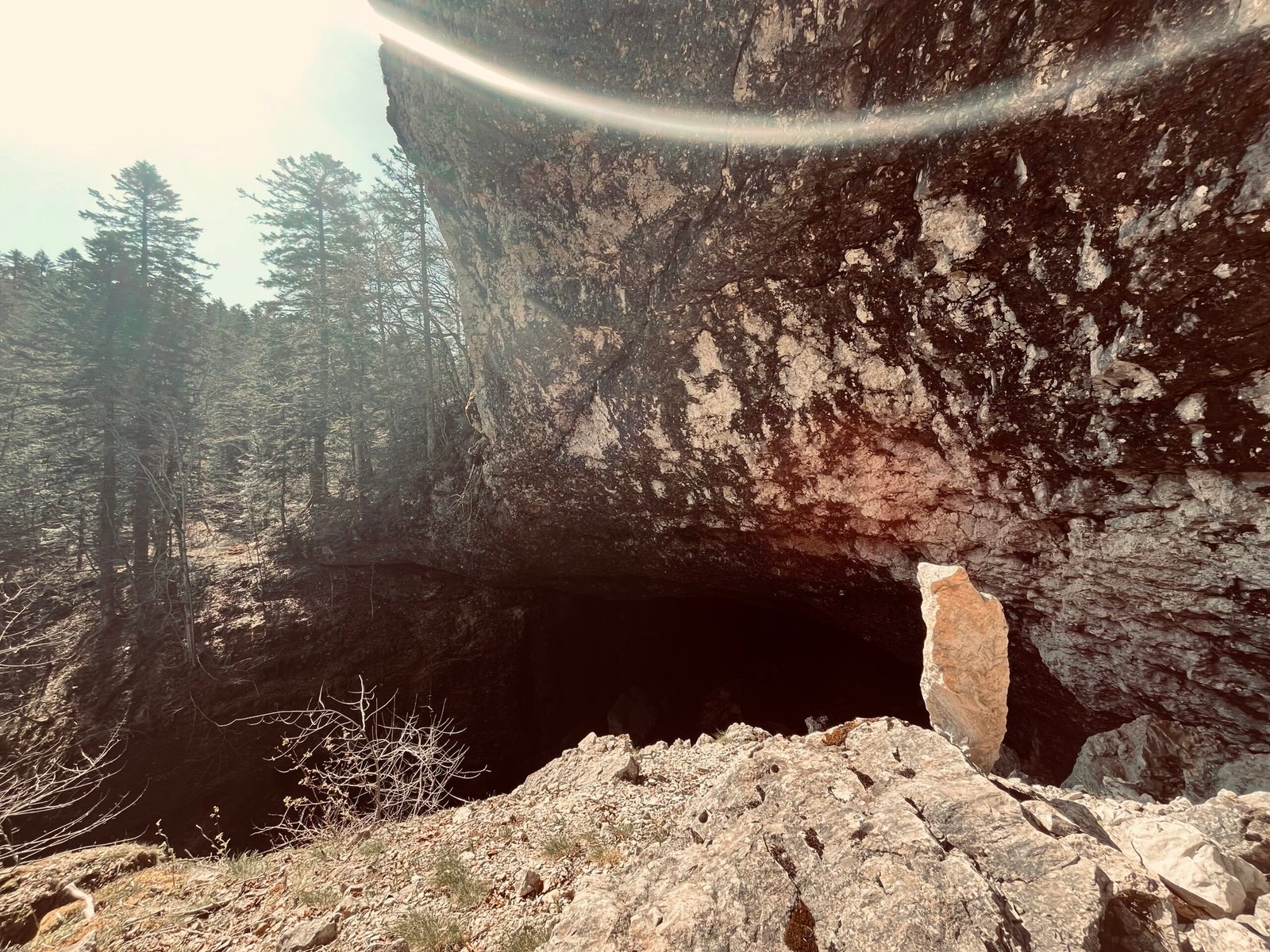 Descente dans le ventre de la Terre